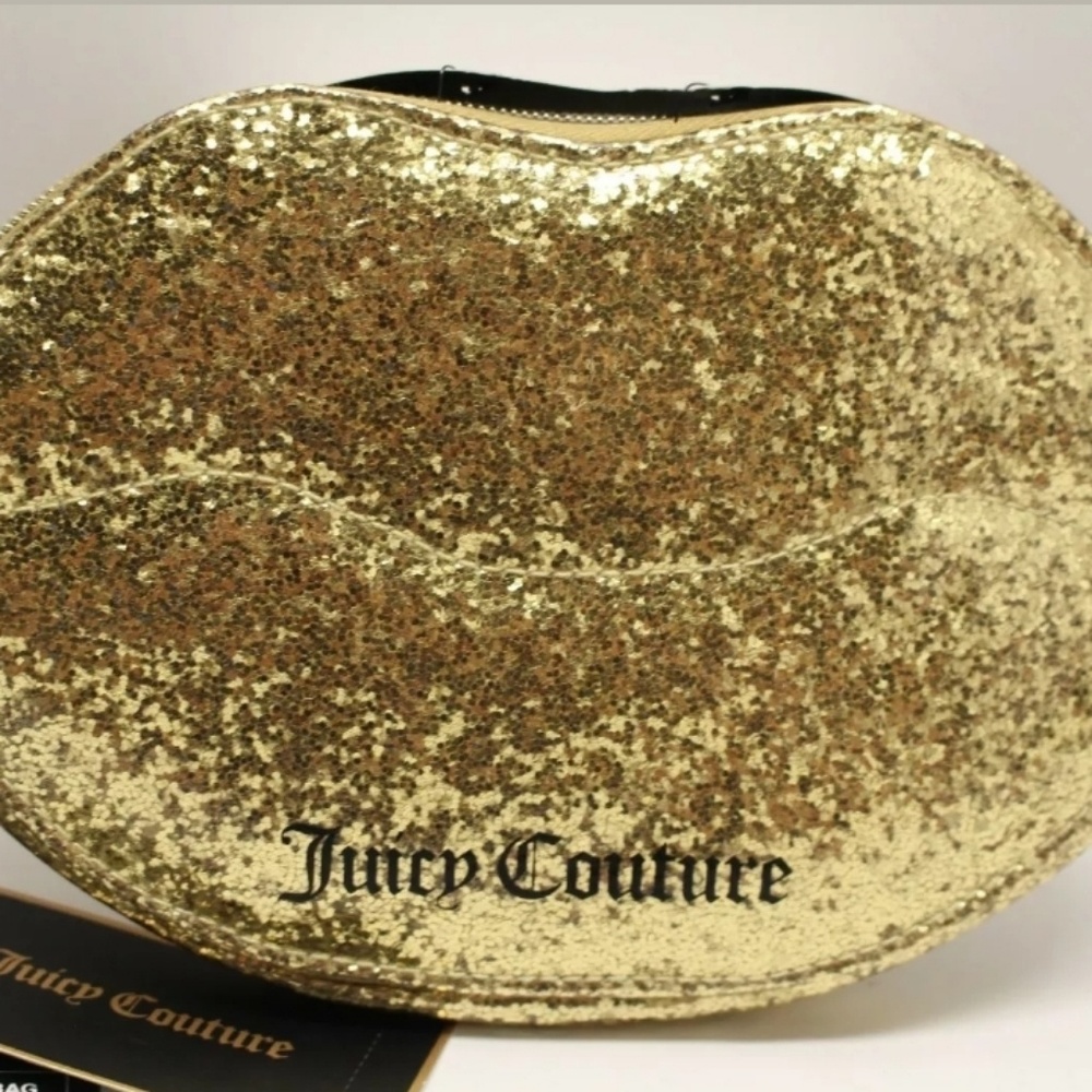 Wristlet